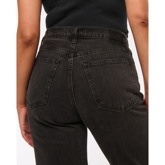 Abercrombie High Rise 90s Relaxed Jeans – Size 28‎ Short, Washed Black, NEW - Picture 3 of 10